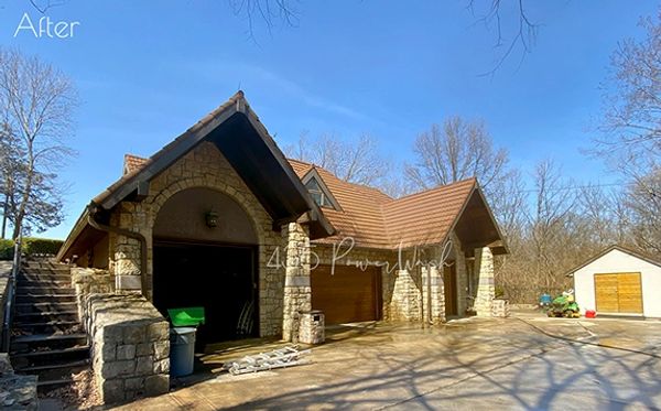 Professional soft roofwash service in NKC, Missouri