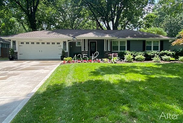 Joco Kansas house and driveway exterior cleaning. Regular annual maintenance.